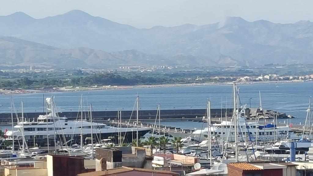 Apartamento Casa Delle Pomelie - Taormina & Etna Panoramic Views Riposto Habitación foto